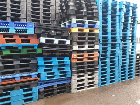 How Much Do Plastic Pallets Cost? | Plastic Pallet PricesPlastic Pallets UK