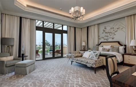 Dubai Hills, DU, United Arab Emirates - Luxe Dubai Hills Estate Arabesque mansion - The Real ...