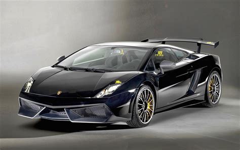 Lamborghini Car Features And Desktop Wallpapers - Everything 4u