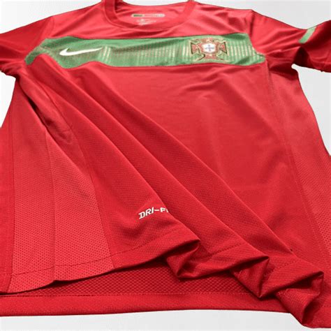 The Retro Kits | Portugal - 2012 Home kit