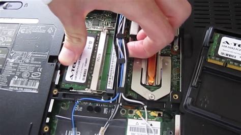 Dell Inspiron 1525 Memory/RAM Upgrade - YouTube