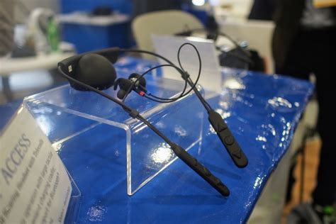 Bluetooth Hearing Aids Are Ready for Prime Time | Bluetooth® Technology Website