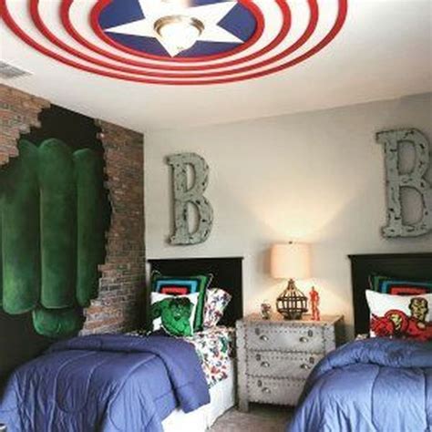 34 Fascinating Superhero Theme Bedroom Decor Ideas - PIMPHOMEE