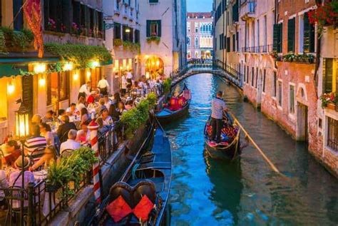 Gondola Night Ride: Romance and Mystery on Venice Canals