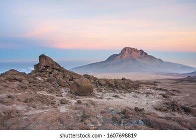 1,136 Kilimanjaro sunrise Images, Stock Photos & Vectors | Shutterstock