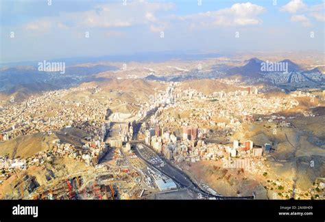 Mecca view hi-res stock photography and images - Alamy