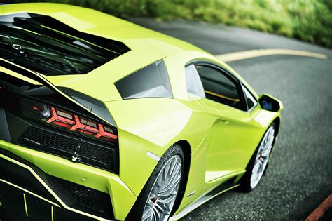 Lamborghini Huracan Rear 8k, HD Cars, 4k Wallpapers, Images, Backgrounds, Photos and Pictures