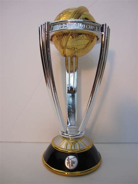 2015 Replica ICC Cricket World Cup Trophy – Collector’s Edition-Montreal Cricket Store Canada