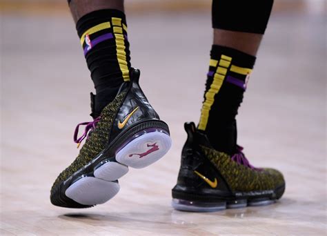 How Much Are LeBron Game-worn Shoes Worth? NBA Team Employee Turns Down $100,000 Offer - Newsweek