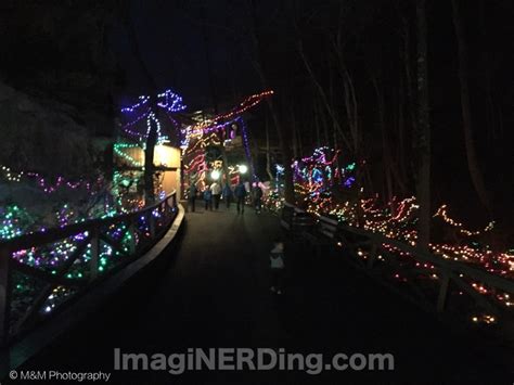 Dollywood Holiday Lights! - ImagiNERDing