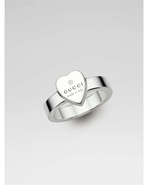 Gucci Trademark Sterling Silver Heart Ring in Silver | Lyst