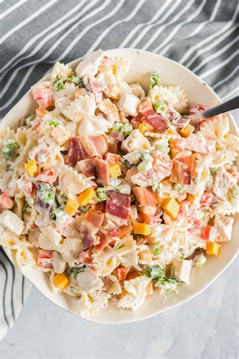 Chicken Bacon Ranch Pasta Salad - Easy Chicken Recipes (VIDEO)