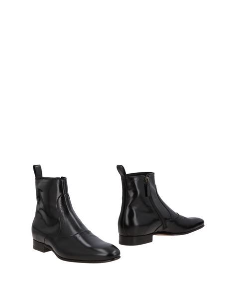 Gucci Leather Boots in Black for Men - Lyst