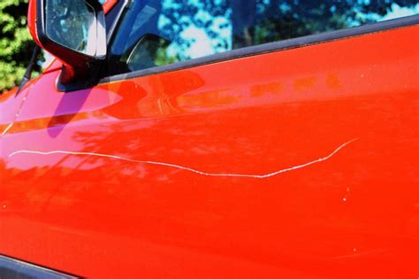 3 Easy Ways to Do Car Paint Scratch Repair at Home!