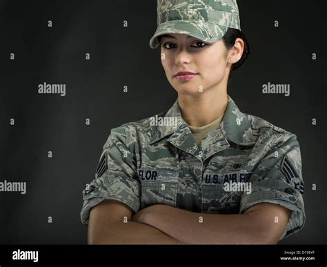 Female United States Marine Corps soldier in Combat Utility Uniform Stock Photo - Alamy