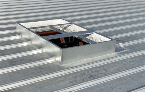 Roof Curbs | Standard Sheet Metal