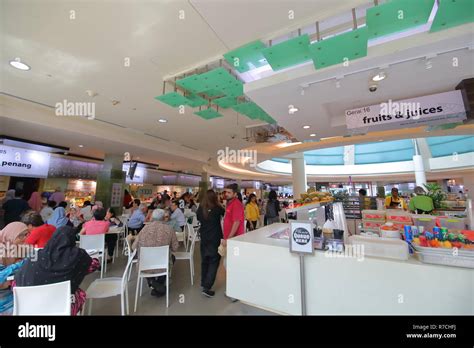 People dine at food court Suria KLCC Shopping mall in Kuala Lumpur Malaysia Stock Photo - Alamy