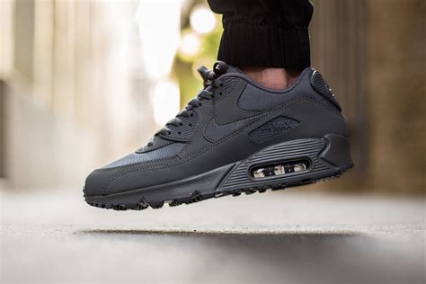 Nike Air Max 90 Essential Dark Grey - Sneaker Bar Detroit