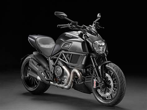 2016 Ducati Diavel Review