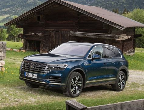 Volkswagen Touareg 2019 Review - AZH-CARS