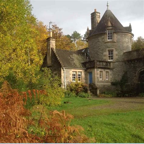 Dunalastair Estate Holiday Cottages Pitlochry in 2022 | Fairytale houses, Cottages scotland ...