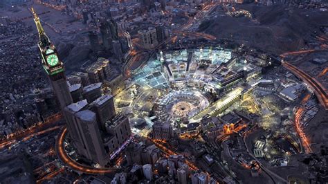 Great Mosque of Mecca - backiee