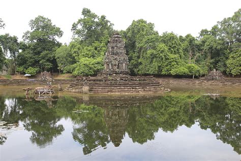 Neak Pean Temple, Angkor, Cambodia