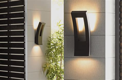 Modern Outdoor Wall Light Ideas | Best Bets at Lumens.com