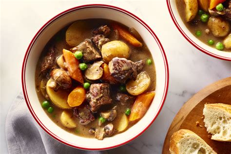 Slow Cooker Beef and Mushroom Stew Recipe | Cook With Campbells Canada