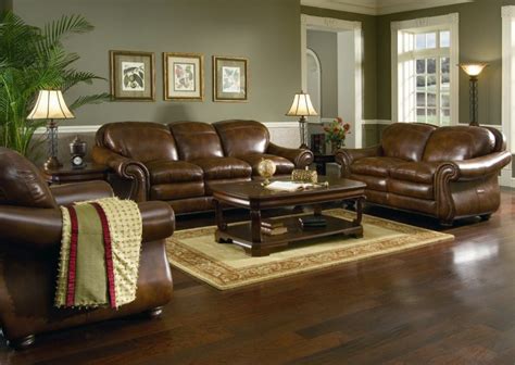 10 Gorgeous Living Rooms With Leather Couches