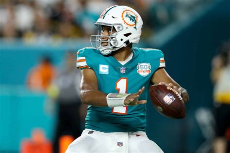 The Miami Dolphins Are Using Tua Tagovailoa's Speed, Too | Sharp Football