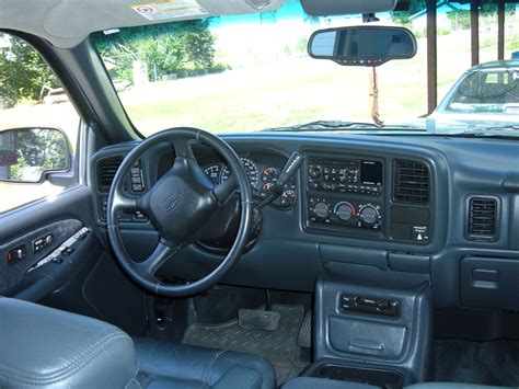 2002 Chevrolet Silverado 1500 - Interior Pictures - CarGurus