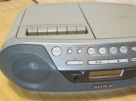 Sony CFD-S05 Cassette Tape Recorder CD Player Boombox Mega Bass AM FM Radio - Boomboxes