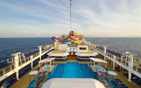 12 Cruise Ships With Incredible Pools