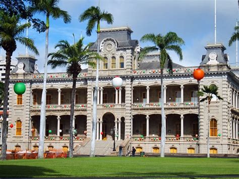 20 Top-Rated Attractions & Things to Do in Honolulu | PlanetWare