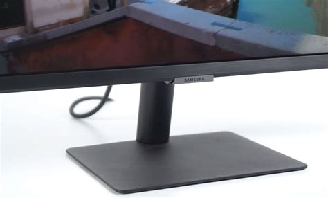 Review Samsung Smart Monitor M5 - Smart screen with many surprises - TipsMake.com