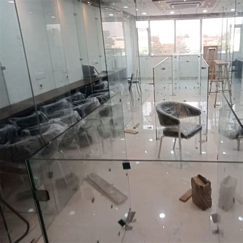 Office Frameless Glass Partition, 12mm at Rs 400/sq ft in Sas Nagar | ID: 26856809733