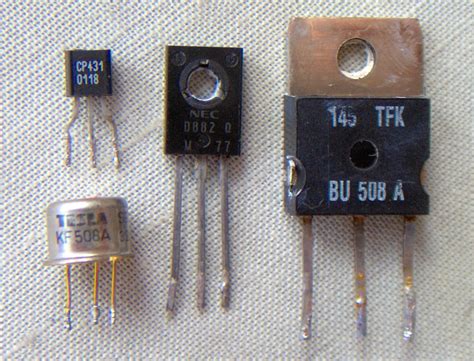 Technology: 2nd Generation (1956-1963)-Transistors