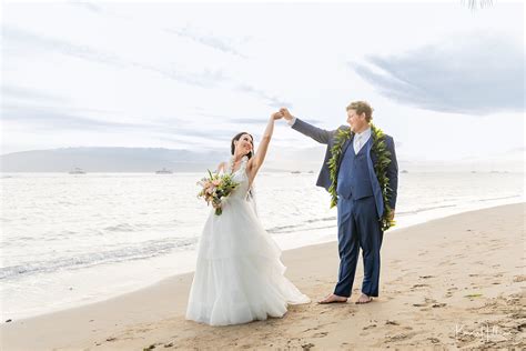 View 100's Of Real Maui Beach Weddings - Beach Wedding Inspiration