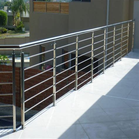 Ss304 Solid Rod Stainless Steel Railing Design for Balcony / Stairs - China Rod Railing and ...