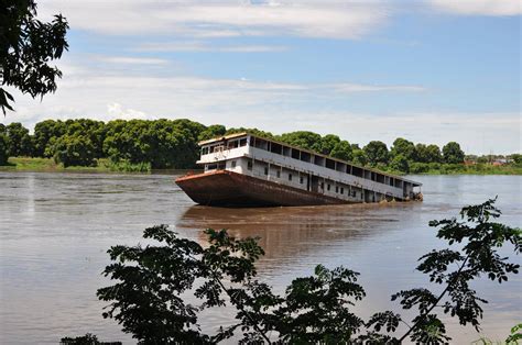 Abandoned Ferry White Nile River South Sudan Andrew Bogrand [2048x1360] | Nile river, Sudan ...