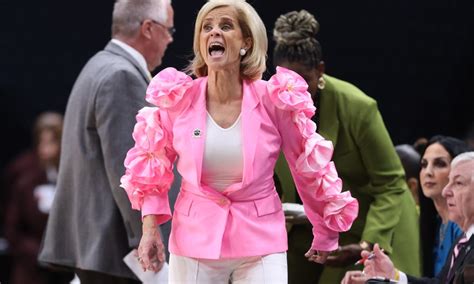 LSU teases Kim Mulkey’s flashy look for the national championship game