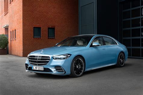 The new Mercedes-Benz S-Class stuns in Manufaktur China Blue - CNET