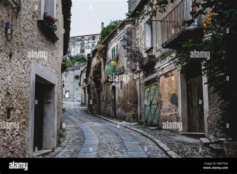 A street in the village of Gerace, Calabria, Italy Stock Photo - Alamy