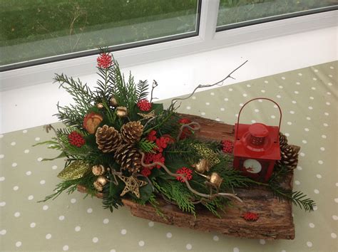 christmas log Christmas Log, Christmas Wreaths, My Flower, Flowers, Holiday Decor, Home Decor ...