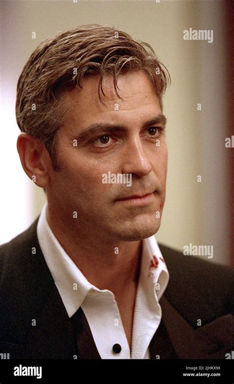 GEORGE CLOONEY, OCEAN'S ELEVEN, 2001 Stock Photo - Alamy