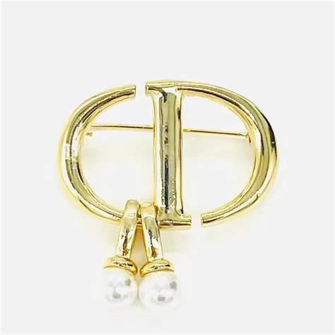 GUCCI Pearl Double G Heart earrings – BACALLI – Luxury Consignment