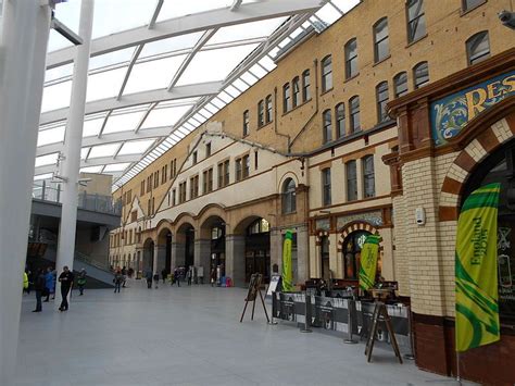 Manchester Victoria station | Victoria station, Kings cross station, Manchester