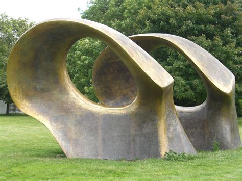 Perry Green, Hertfordshire | Henry moore, Henry moore sculptures, Modern sculpture