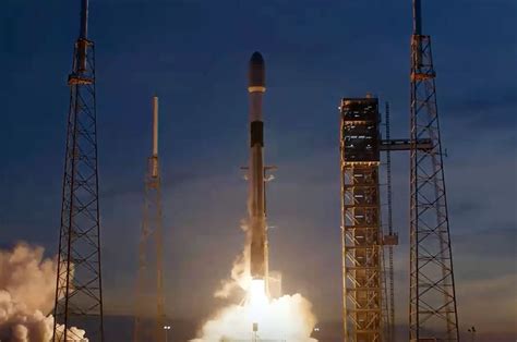 SpaceX launches 23 Starlink satellites from Florida (video) | Space